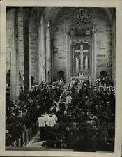 1939 Press Photo Cardinal Dougherty Leads Procession To Nave of Cathedral picture