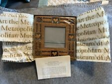 Medieval Heart Tabletop Frame (Metropolitan Museum of Art) for a 3