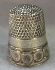 #798 ROSETTES  STERLING THIMBLE - SIMONS BROS CO - C1880s-1900s  (SIZE 9) picture