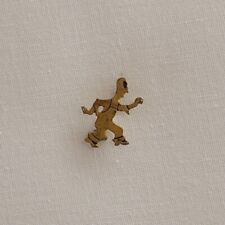 Early vintage Goon figurine lapel pin picture