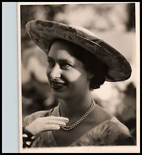 1940s UK ROYALTY PRINCESS MARGARET PORTRAIT WORLD WIDE ORIG VINTAGE PHOTO 153 picture