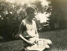 P375 Vtg Photo WOMAN LOVELY ON THE LAWN c 1930's picture