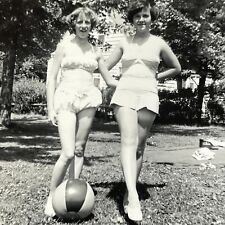 O3 Photo Two Young Women Beach Ball 1950's Portrait picture