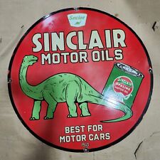 SINCLAIR MOTOR OILS PORCELAIN ENAMEL SIGN 30 INCHES ROUND picture