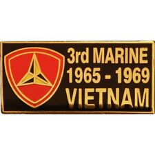 U.S.M.C. 3rd Marine Division Vietnam Pin 1 1/8
