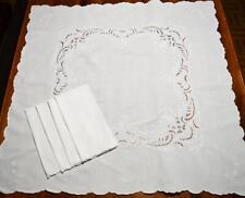 Vintage hand embroidered white cotton tablecloth 4 napkins  32