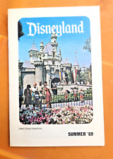 Vintage Disneyland Summer 1969 Guide Book w/Cinderella's Castle picture