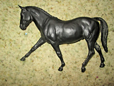 Breyer 1987 Hanoverian SR Your Horse Source run of just 350 solid black RARE picture