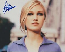8X10 FRAMED PHOTOGRAPH HAND SIGNED AUTOGRAPH - JULIA STILES picture