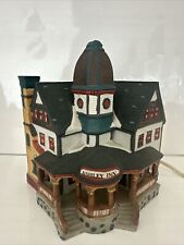 LEMAX Caddington Village Ashley Inn Lighted House Stamped 1996 picture