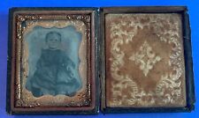 1/9 Plate Daguerreotype / Ambrotype Leather Embossed Case Miniature Hook toddler picture