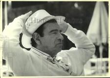 1991 Press Photo Walter Matthau relaxes during filming of 
