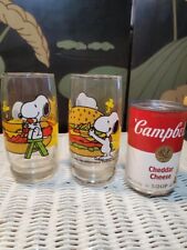 Snoopy and Woodstock 1965 Collector's Glass Hamburger and Hotdog Peanuts, 1 pair picture