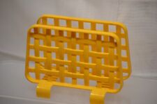 VINTAGE YELLOW PLASTIC NAPKIN HOLDER BASKET WEAVE USA FOOTED picture
