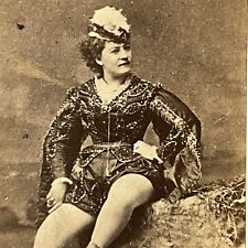 Antique CDV Photograph Beautiful Fabulous Young Woman Stage Actress Belle Howell picture
