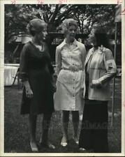 1973 Press Photo Conductor Lawrence Foster's wife Angela honored at garden party picture
