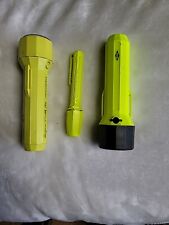 Vintage dow florescent green flashlight lot of three picture