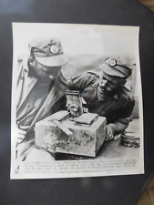 1951 KOREAN WAR ACME PRESS PHOTO ROYAL CANADIAN ENGINEERS DISABLED MINE 8 1/2X7 picture