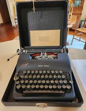 Vintage 1940s Smith-Corona Clipper  Portable Typewriter In Case with Manual Nice picture