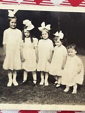 1935 FIVE SISTERS Little GIRLS Bows ORIGINAL VINTAGE .99 cent PHOTO Great IMAGE picture