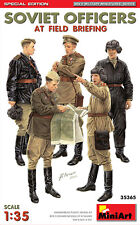 MiniArt 1/35 Soviet Officers at Field Briefing. Special Edition picture