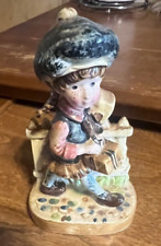 American Greetings Figurine 1971 Girl Carrying Package picture
