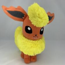 Pokemon Flareon Tomy Toys R Us Exclusive 2017 Eeveelution Series 8