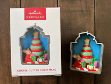 Hallmark 2022 Keepsake Ornament 11th Cookie Cutter Series Mouse Present Tree picture