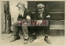 1940 ORIGINAL PHOTO JEW JEWISH TWO ELDER MEN W ARM BAND IN GHETTO POLAND picture