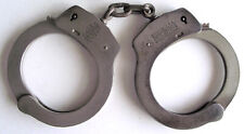 VTG SMITH & WESSON EARLY MODEL 90 HANDCUFFS WITH KEY- CENTERED DETENT 1952-1959. picture