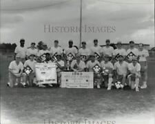 1989 Press Photo Men's Class A Industrial Slow Pitch national champions picture