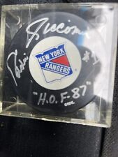 hockey puck vintage H.O.F 1987 Signed picture