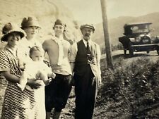 AxG) Found Photograph 1910s-20s Roadside Family Photo Women Old Cars  picture
