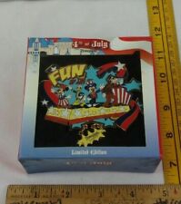 Fourth of July Fab 4 Disney Disneyland Exclusive Jumbo pin 2007 MIB LE 4th picture