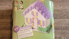 New In Box Vintage Wilton Stand-Up 3-D House Pan Set 2105-2070 picture