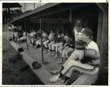 1985 Press Photo Auburn Astros Baseball Players in Dugout - sys08069 picture