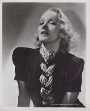 HOLLYWOOD BEAUTY MARLENE DIETRICH STYLISH POSE STUNNING PORTRAIT 1950s Photo C44 picture