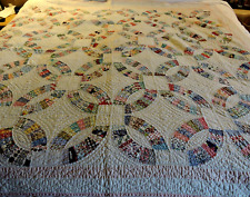 BEAUTIFUL EARLY 'HAND STITCHED' QUILT - 1940'S-DOUBLE WEDDING BAND 66