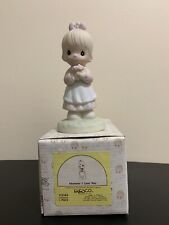 Vintage Enesco Precious Moments MOMMY I LOVE YOU Figurine 112143 Girl w/ Flowers picture