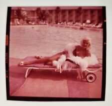 JAYNE MANSFIELD BY THE POOL - VINTAGE 2 1/4 COLOR TRANSPARENCY - RARE picture