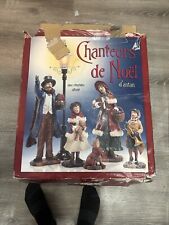 Vintage Style Christmas Carolers With Lighted Lamppost 800841 Costco Outside picture