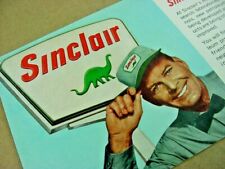 NEAR MINT dated 1966 SINCLAIR WORLD OF DINOSAUR Old 8 x5 in. Gas Station Book picture