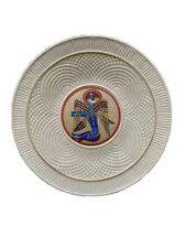 Belleek Collectors’Society 3rd Edition of Book of Kells St. Luke Plate Perfect picture