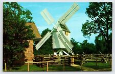 Robertson's Windmill, Grist Mill, Williamsburg Virginia  Postcard  P4 picture