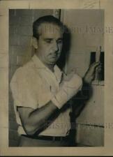 1957 Press Photo Sgt. Philip Engelbracht, injured as he helped subdue prisoner picture