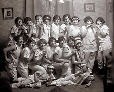 1924 YOUNG LADIES PAJAMA PARTY Photo  (227-Z) picture