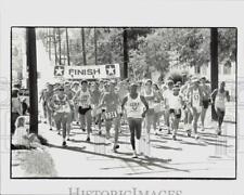 1989 Press Photo Beginning of LIFE Run foot race - lra43591 picture