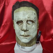 HALLOWEEN 2018 - MICHAEL MYERS MASK - Trick or Treat Studios picture