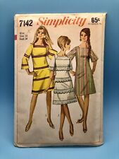 1960s Simplicity 7142 A-line Bell Sleeve Collarless Pre-Cut Dress Pattern 14 34 picture