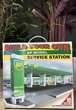 BP Model Build Your Own Service Station 1995 Edition - New In Box BP GAS STATION picture